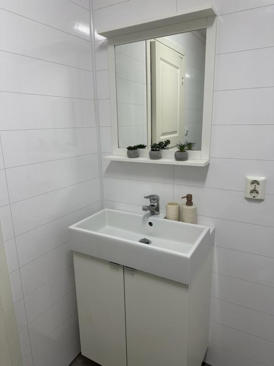 Lys Rent Og Trivelig Hybelleilighet 크리스티안산 외부 사진