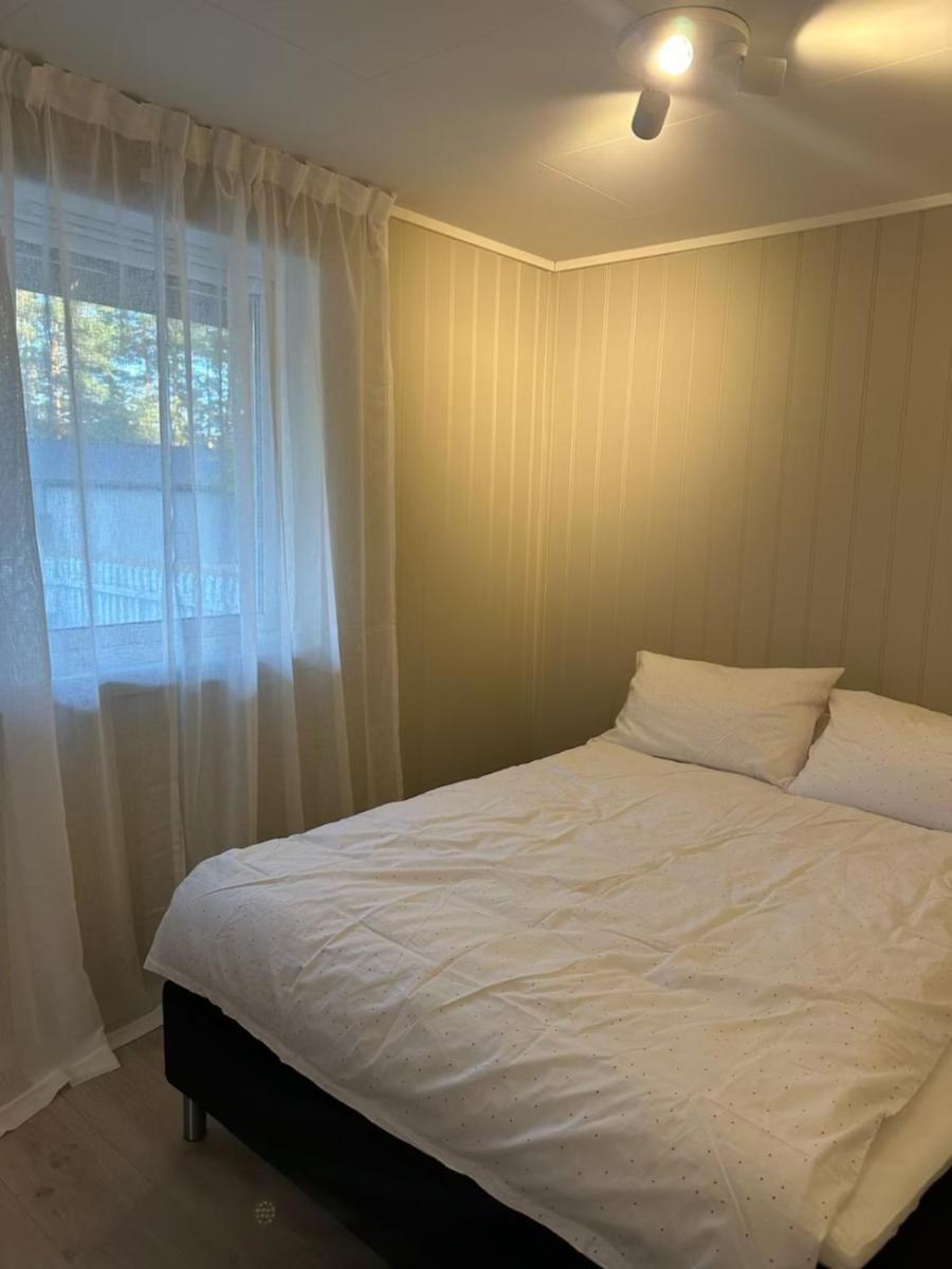 Lys Rent Og Trivelig Hybelleilighet 크리스티안산 외부 사진